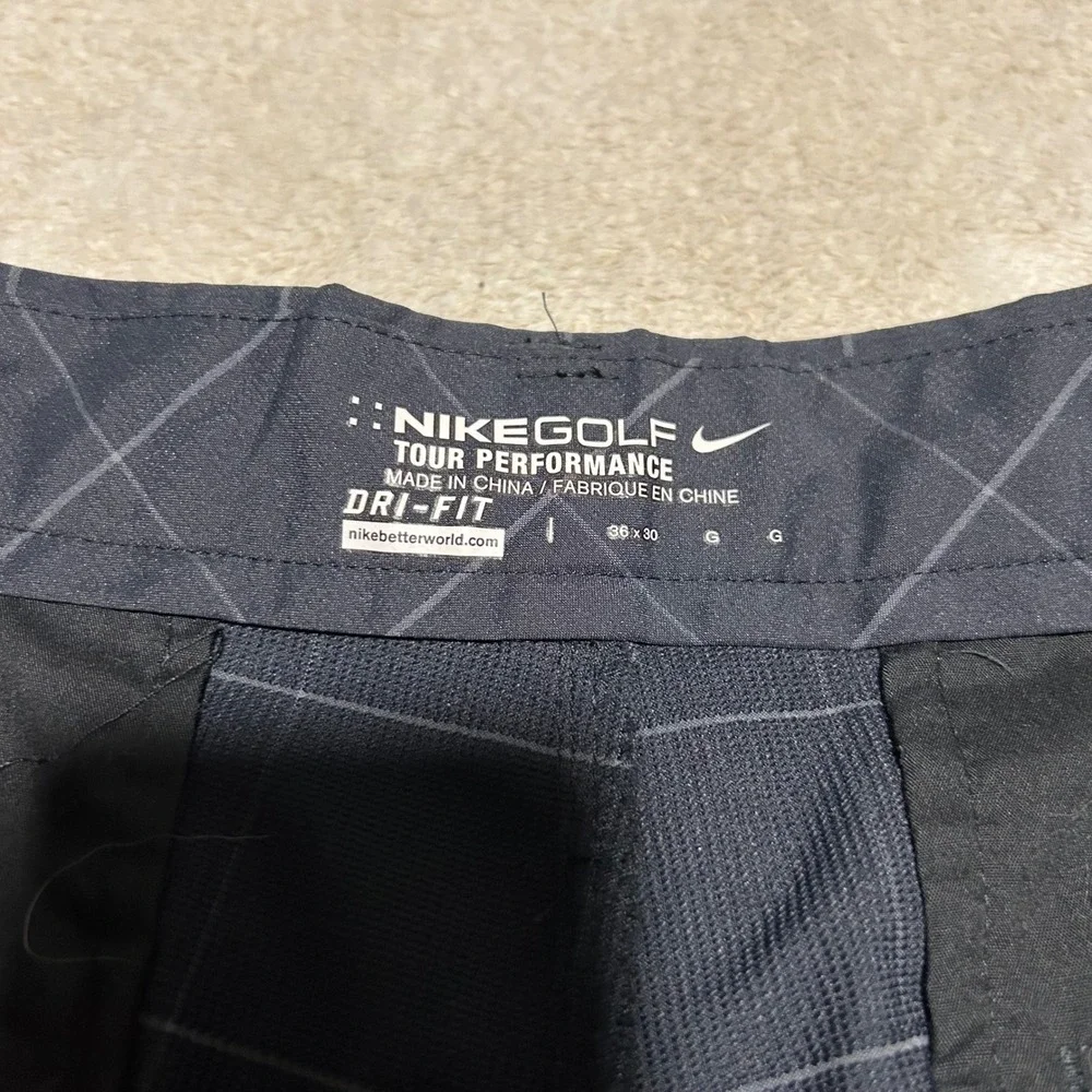 Nike Golf Pants Mens 36 30 Black Plaid Dri-FIT Tour Performance Windowpane